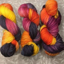 MERSH40925-75% Superwash Merino uld / 25% Mulberry Silk