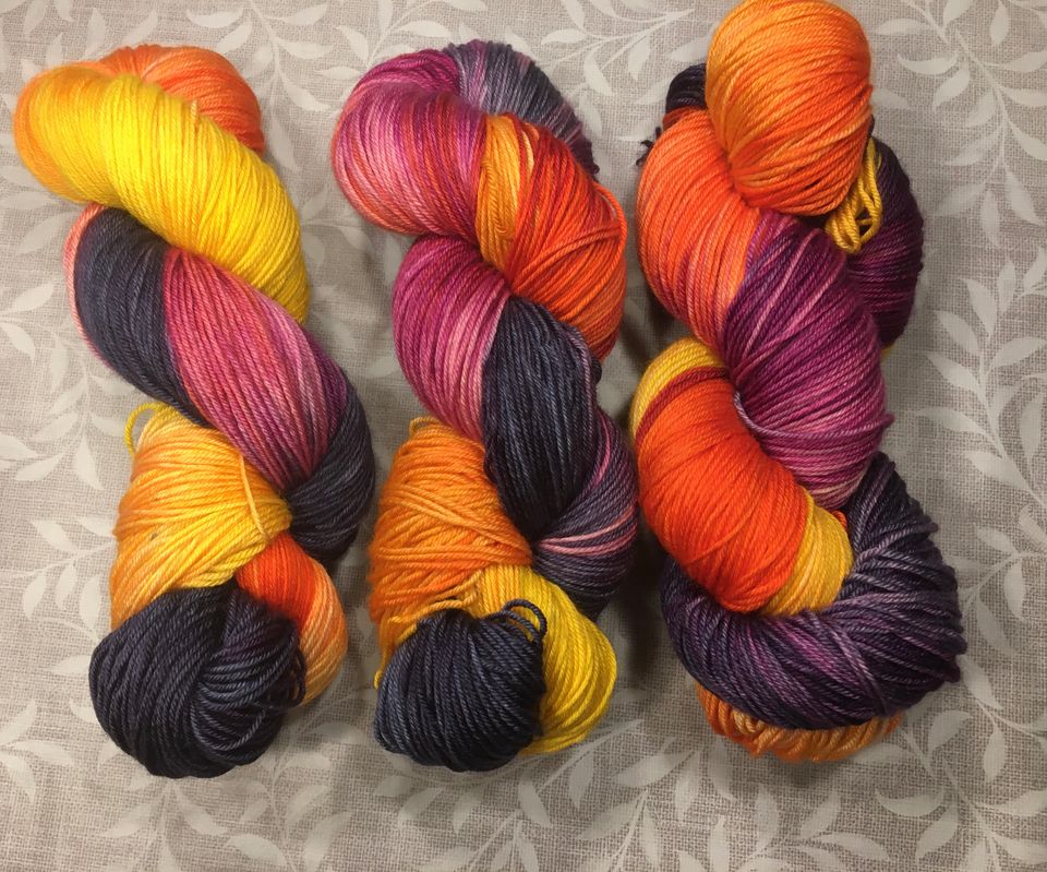 MERSH40925-75% Superwash Merino uld / 25% Mulberry Silk