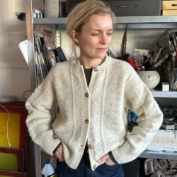 Ester Jacket fra PetiteKnit | Garnalternativ i 2 tråde Flora og 1 tråd Kid Silk