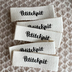 PetiteKnit-label