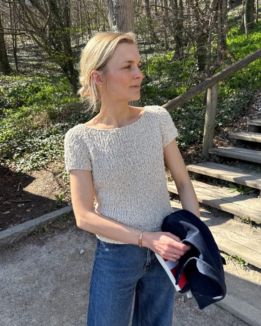 Wave Tee fra PetiteKnit | Garnalternativ Drops Belle