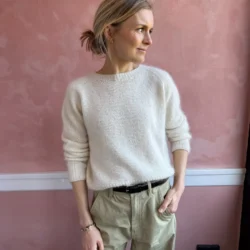 Ingen Dikkedarer Sweater fra PetiteKnit | Garnalternativ Drops Lima